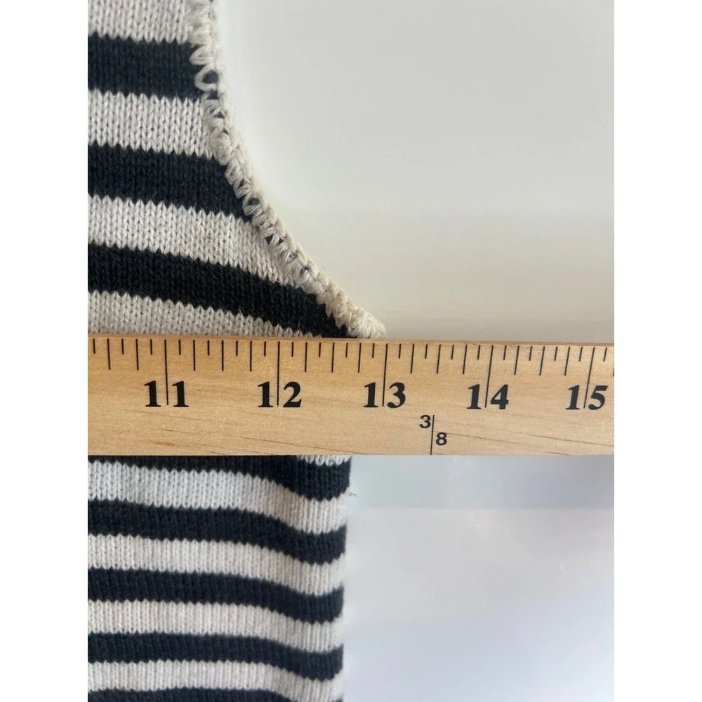 Women's Black White Striped Knit‎ Sweater Tank Top Size 4 Sleeveless Stretch